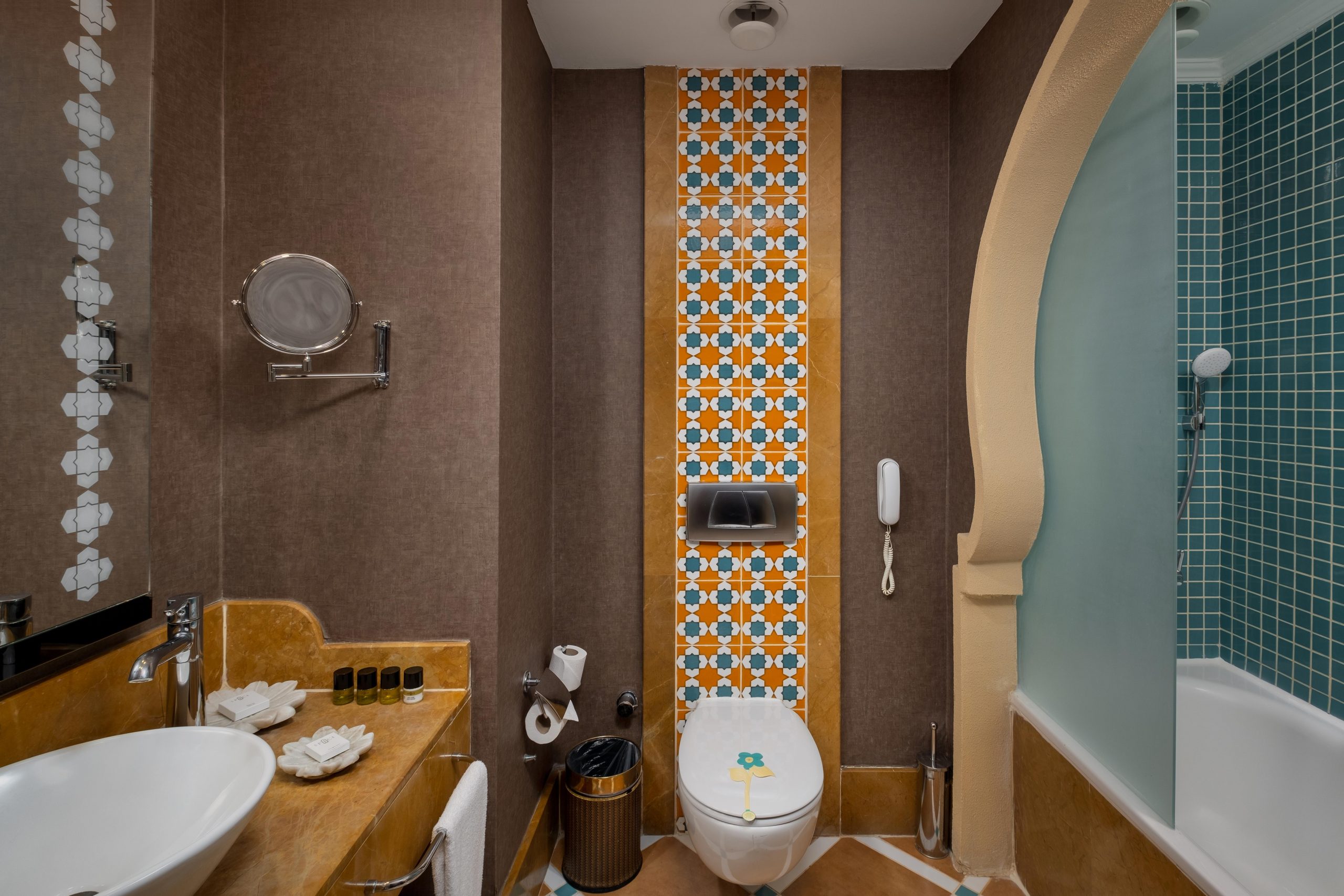 SPICE HOTEL & SPA