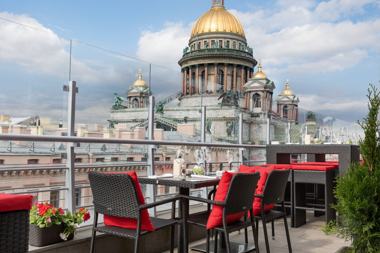 RENAISSANCE ST. PETERSBURG BALTIC HOTEL