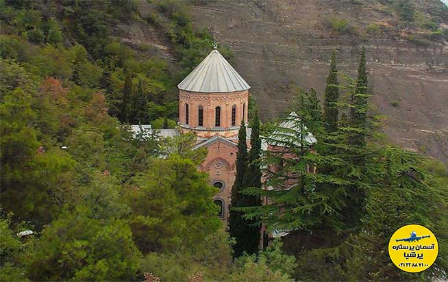 کلیسای سنت داود کوه متاتسمیندا تفلیس گرجستان