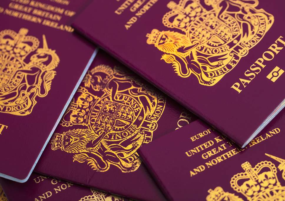مدارک لازم صدور گذرنامه