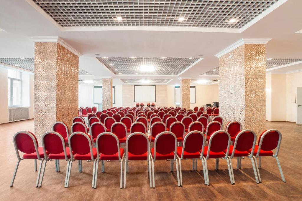 OKHTINSKAYA HOTEL