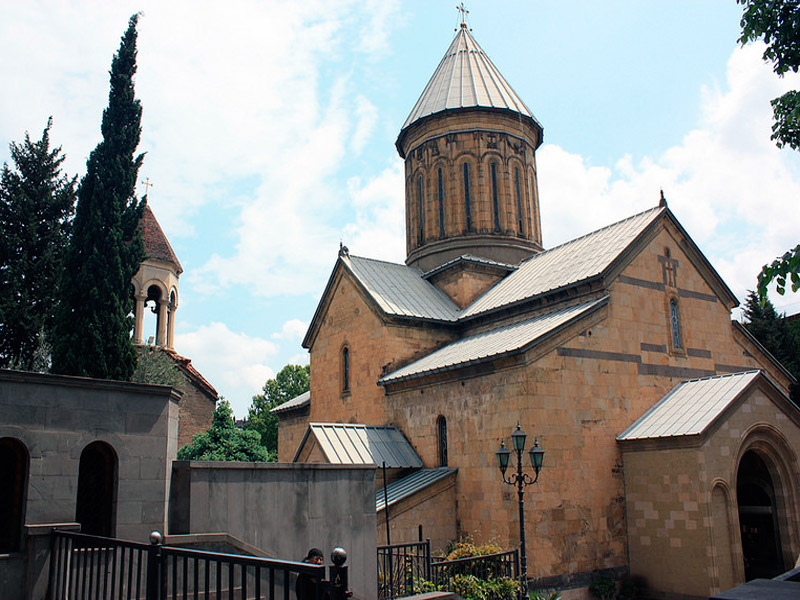 سفر به تفلیس گرجستان و بازدید از کلیسای Sioni