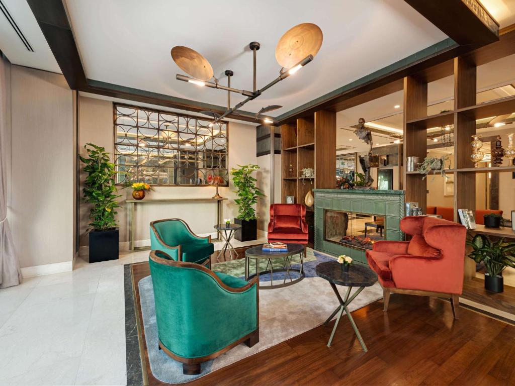 ARTISAN ISTANBUL MGALLERY