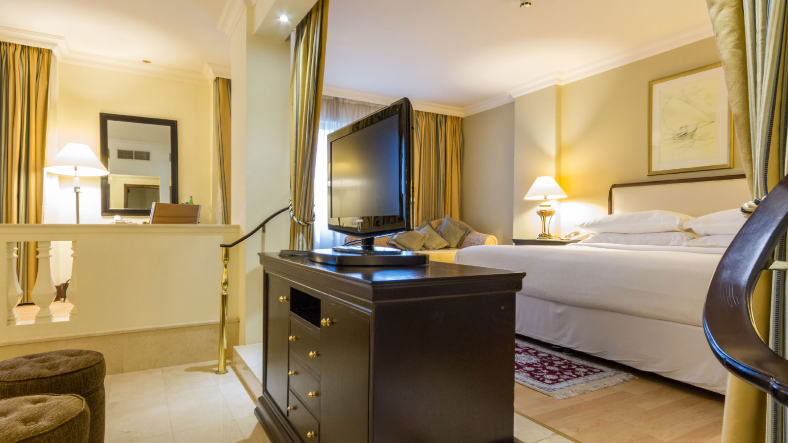 GRAND EXCELSIOR DEIRA